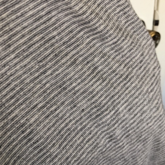 Lacoste cardigan - Picture 5 of 6